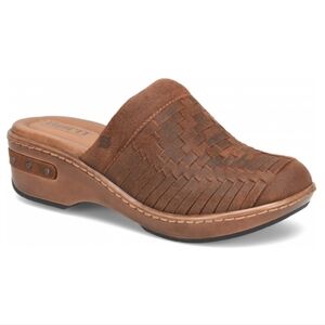 *size 12* LEATHER Born Yucatan Clogs Distressed